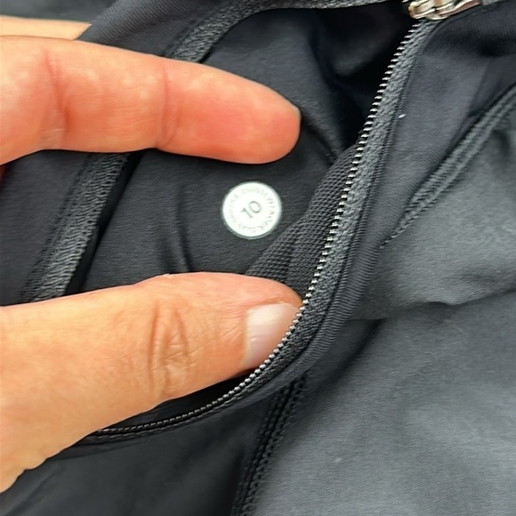 Lululemon Speed Up Short *2.5" Black - Picture 5 of 5